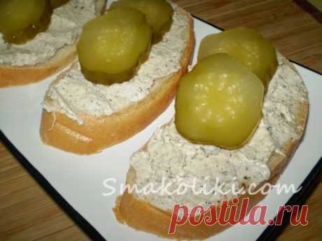 Паштет из куриного филе с грецкими орехами.