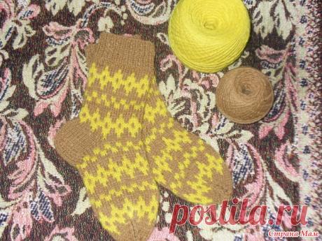 Супер быстрые носки Девочки знаю быстрый способ вязания носков на 2 спицах с 1 внутренним швом Это образец, как решим такие и будем вязать, решайте сами Когда начинаем пишите в комментариях, я думаю завтра.