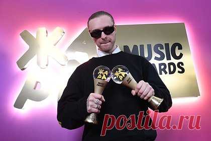 PR-менеджер Крида опровергла информацию о долгах артиста перед налоговой. PR-менеджер российского хип-хоп-исполнителя Егора Крида (настоящее имя — Егор Булаткин) опровергла информацию о миллионном долге артиста перед налоговой службой. Медиаменеджер назвала новость о долгах музыканта фейком, а также добавила, что Крид оплатил налоги в установленный срок месяц назад.