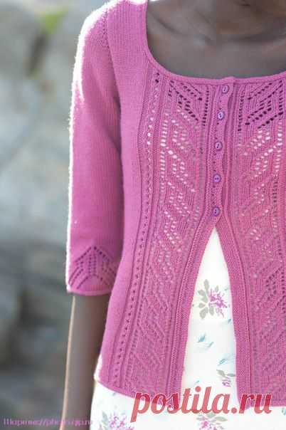 Розовый ажурный жакет