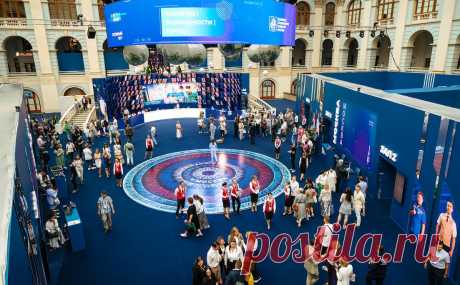 Форум профобразования в Гостином Дворе пройдет в открытом формате. В четверг, 17 августа, в столичном Гостином Дворе откроется первый Всероссийский форум среднего профессионального образования (СПО), организаторами которого выступили Минобрнауки России и правительство Москвы.