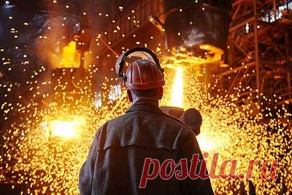Суд защитил ушедшего с работы на минуту раньше уральского металлурга