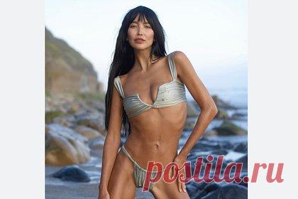 Жена Александра Цекало поделилась снимками в откровенном бикини