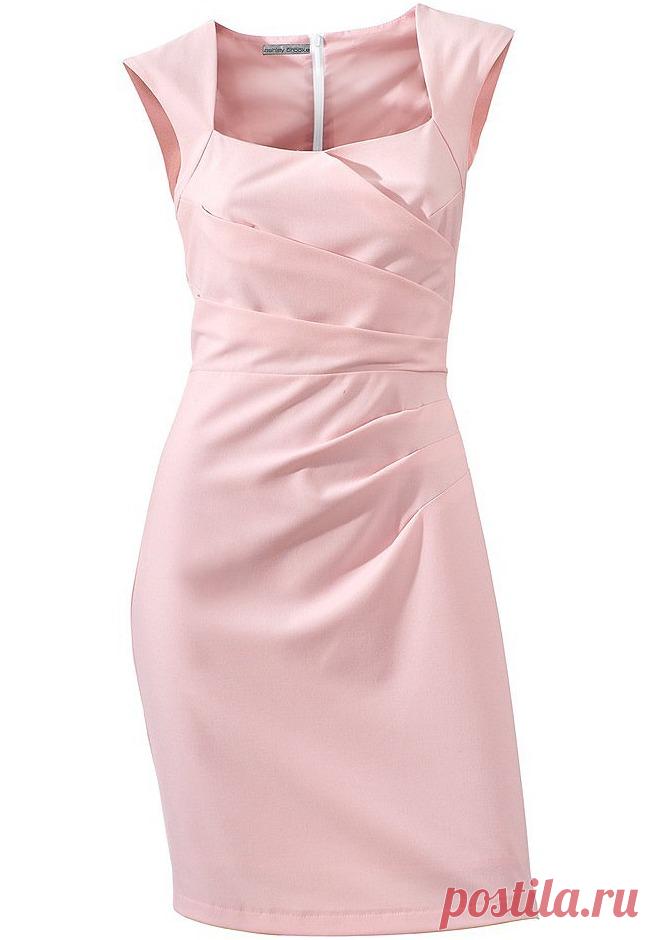 Платье-футляр купить в Интернет магазине Quelle за 5299.00 руб - с доставкой по Москве и России