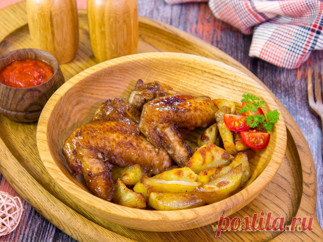 Куриные крылышки в соусе наршараб, запеченные с картофелем. Куриные крылышки в соусе наршараб, запеченные с картофелем