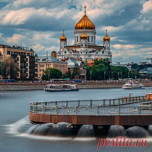 Храм Христа Спасителя

Фото: Анна Топоркова