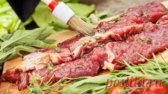 Кулинарные техники, которая должна знать каждая хозяюшка 
Постижение азов кулинарии многим кажется сложным, но, как и в любом деле, если вы собираетесь пройти путь от нуля до эксперта, это нужно делать постепенно. Учитесь понемногу каждый день, шаг за шагом…