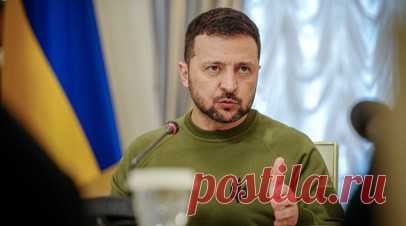 Аналитик назвала «зондированием почвы» сообщения о давлении Запада на Зеленского. Профессор кафедры европейских исследований факультета международных отношений СПбГУ Наталья Ерёмина прокомментировала в беседе с RT сообщения французских СМИ о том, что западные страны планируют оказать скоординированное давление на Владимира Зеленского для начала переговоров. Читать далее