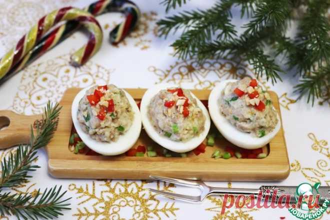 Яйца, фаршированные индейкой с орехами Кулинарный рецепт