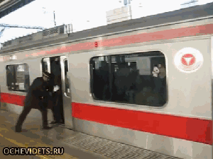 h-8688.jpg (300×225)