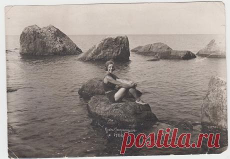 девушка в купальнике крым кастрополь 1936 г. 12 на 17 см.