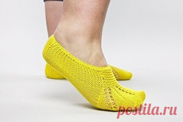 Легкие носочки-тапочки для дома из категории Интересные идеи – Вязаные идеи, идеи для вязания