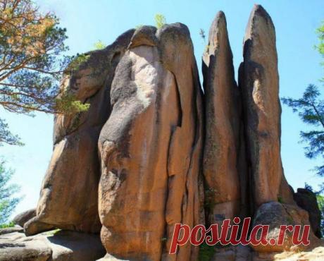 Красноярские столбы - место очень интересное и увлекательное. Я там гулял часами наслаждаясь их красотой. Да, туда нужно идти физически подготовленным, ведь ходить пешком придется достаточно много.