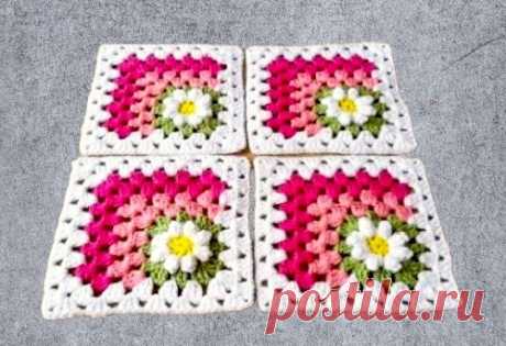 Разные цветовые сочетания в бабушкином квадрате