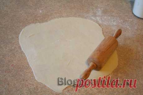 Тонкие картофельные лепешки из пресного теста... почему-то особенно вкусны!