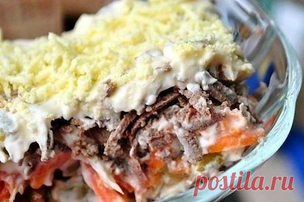 Друзья, среди различных рецептов салатов с курицей, хотел бы выделить и представить вашему вниманию кулинарный рецепт салата из куриной печени. Он отличается от других тем, что выкладывается слоями и является слоёным салатом. Простые и прекрасно подобранные продукты делают этот куриный салат очень вкусным и эксклюзивным! Итак, давайте рассмотрим, как приготовить слоёный салат из куриной печени...