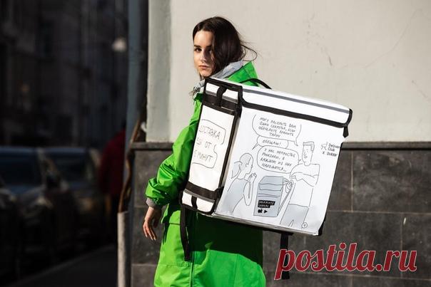Москвичи, с сегодняшнего дня 9 курьеров Delivery Club будут ходить по центру города со специальными белыми рюкзаками, на каждом из которых нанесен один из 9 кадров моего нового комикса, посвященному заказу курочки из KFC через Delivery Club! Как собрать их всех и прочитать комикс целиком, спросят некоторые из вас? Заказать еду через приложение Delivery Club и скрестить пальцы, чтоб пришел курьер с волшебным рюкзаком. А также конкурс - те, кто выложит в ВК не менее трех фотографий разных…