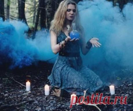 Как стать колдуньей в домашних условиях? Как стать ведьмой в реальной жизни в домашних условиях? 100% Сильные колдуны Определить есть ли в девушке предрасположенность к колдовству можно по ее внешности. Даже если она недостаточно привлекательна, ее энергетика будет