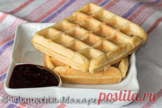 Вафли в вафельнице GF-040 Waffle-Grill-Toast - ХЛЕБОПЕЧКА.РУ - рецепты, отзывы, инструкции
Яйцо	2 шт
Майонез	200г
Сахар	60г
Мука	150г
Сода	0,25 ч.л