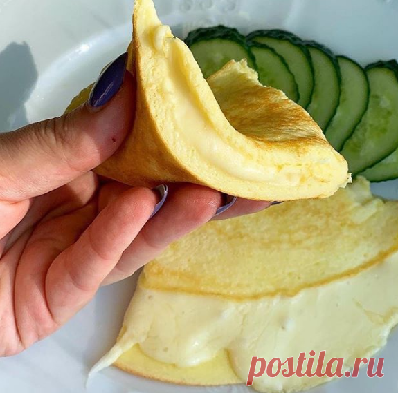 РИСОВЫЙ БЛИН С СЫРОМ
🔹Ингредиенты:
- 1 Яйцо
- 1 ст/л муки ( рисовая )
- Кефир 2,5 % 3 ст/л ( йогурт , ряженка , сметана )