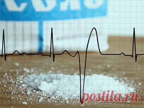 Еще одна болезнь сердца, для предупреждения которой нужно есть меньше соли Чрезмерное употребление соли оказалось самостоятельным фактором риска мерцательной аритмии - опасного нарушения ритма сердца, грозящего сердечной недостаточностью и инсультом.