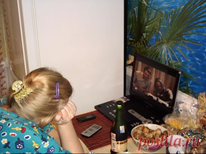 Подкралось одиночество.