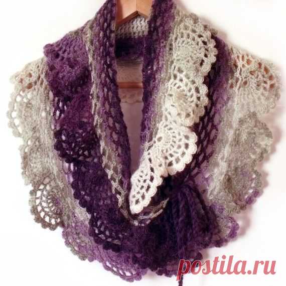 Lace crochet scarf ruffle capelet prayer shawl purple white Victorian