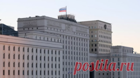 Минобороны: ВС России «Ланцетом» уничтожили танк ВСУ в Сумской области. Военнослужащие группировки войск «Север» барражирующим боеприпасом «Ланцет» уничтожили танк ВСУ в Сумской области. Читать далее