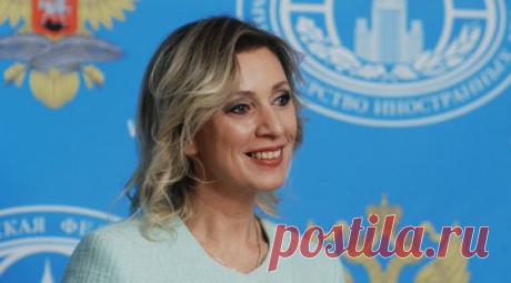 Красивее вас только АК-47: глава общества «Курск» сделал комплимент Захаровой - Rusnewstoday24