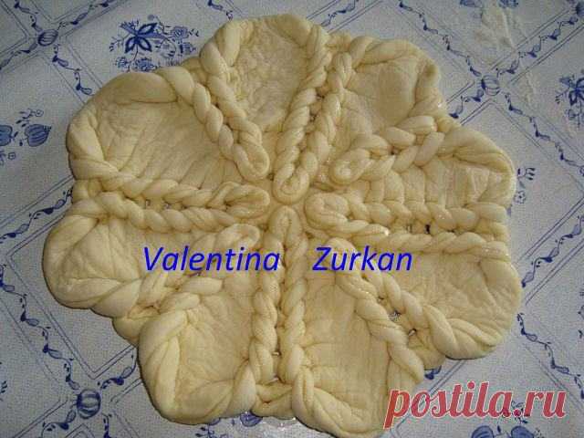 Учимся делать красивые пирожки и булочки