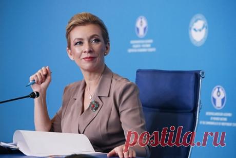 В МИД отреагировали на слова немецкого министра о ядерном оружии против России. Слова министра обороны Германии Аннегрет Крамп-Карренбауэр о ядерном сдерживании России продемонстрировали незаинтересованность НАТО в серьезном диалоге с Москвой по деэскалации, заявила официальный представитель российского МИДа Мария Захарова. Она понадеялась, что в Германии «найдутся разумные руководители».