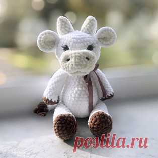 Бычок амигуруми. Схемы и описания для вязания игрушек крючком! Бесплатный мастер-класс от Натальи Морозовой по вязанию плюшевого бычка. Высота вязаной игрушки примерно 28 см. Для изготовления такого большого быка…