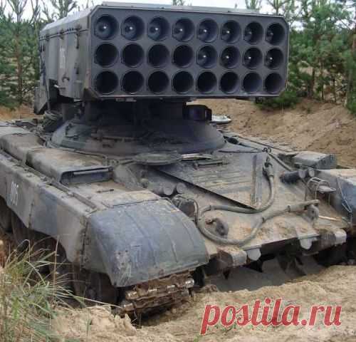 Popular Mechanics: Российская огнеметная система «Буратино» «может испепелить восемь городских кварталов»