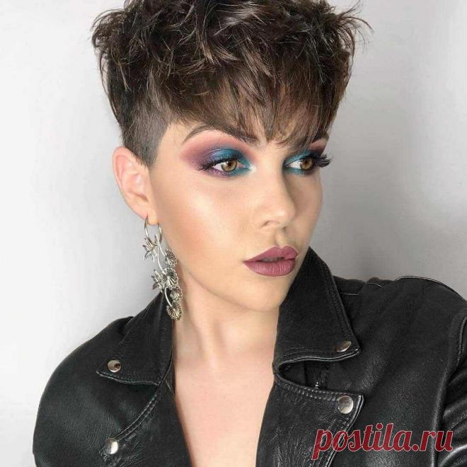 Пикси с короткими висками 2021: плюсы стрижки, модное окрашивание и 16 фотоидей