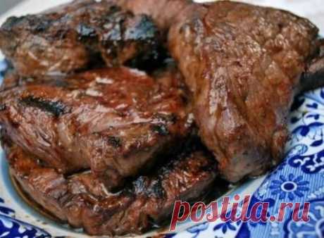 Вкусный и мягкий шашлык на минералке — прекрасное дополнение к любому отдыху на природе.