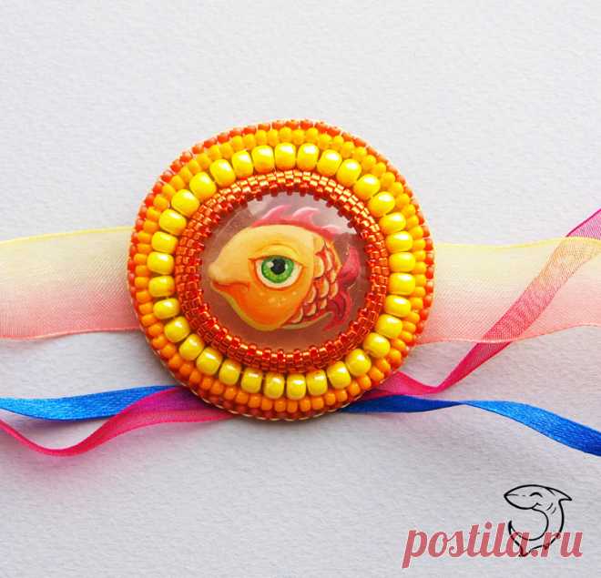 Акулье творчество: бисероплетение, миниатюрная роспись.