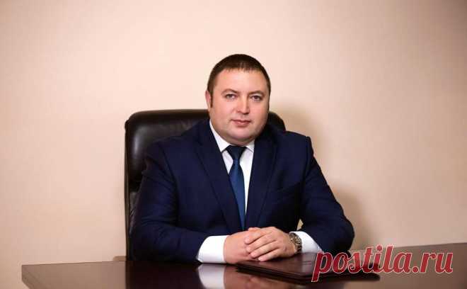 Против замглавы Когалыма возбудили уголовное дело. В отношении заместителя главы города Когалыма Анатолия Згонникова возбудили уголовное дело, сообщил РБК источник в правоохранительных органах.