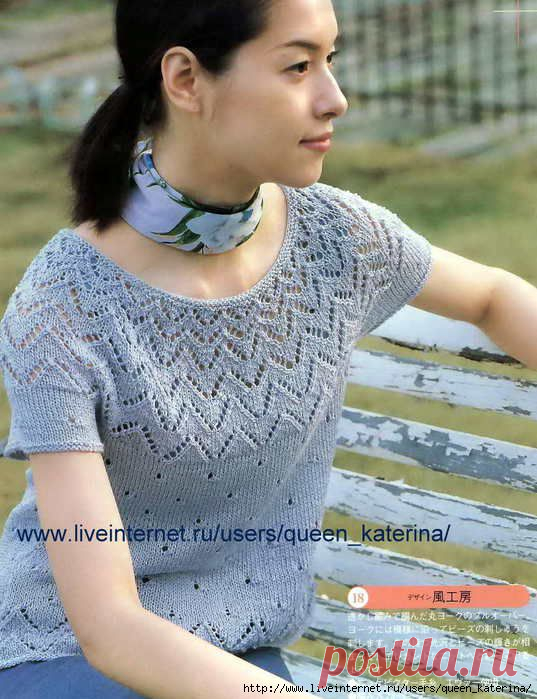 Кофточка с круглой кокеткой.