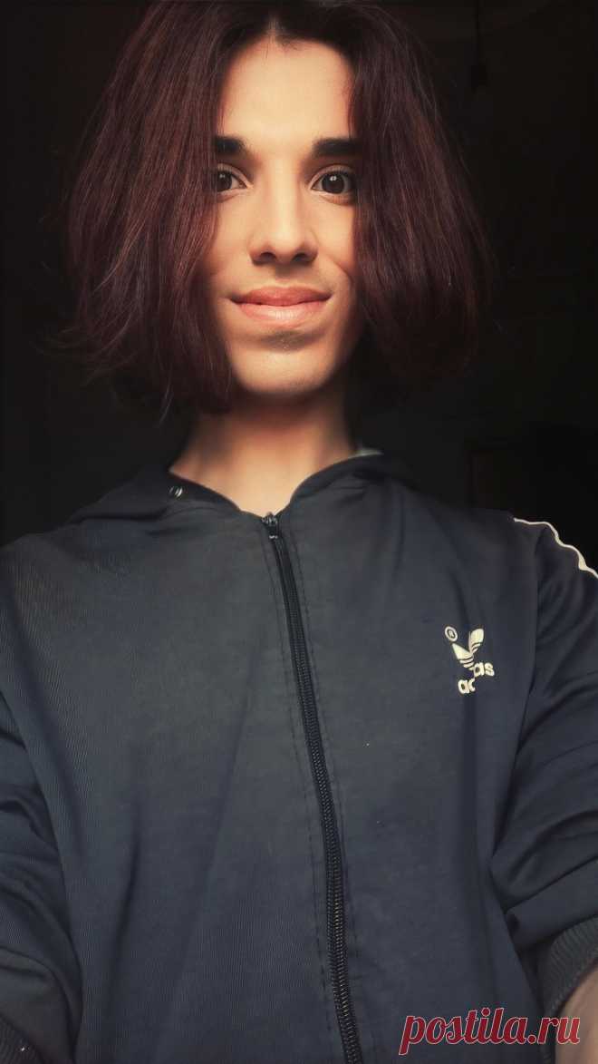Slava Volk Певец