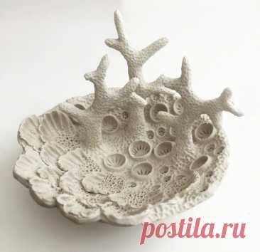 Pin page