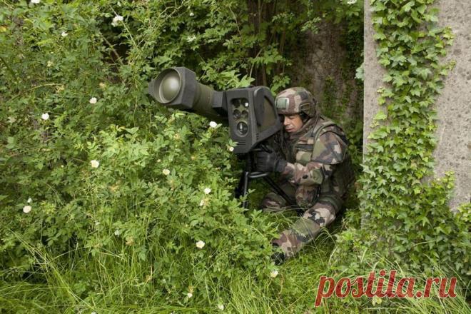 Новый гранатомёт французской армии не оставляет современной бронетехнике ни единого шанса | Мир оружия