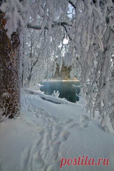 thelordismylightandmysalvation: “ chasingrainbowsforever: “ Winter Water Wonderland ” ”  |  Pinterest • Всемирный каталог идей