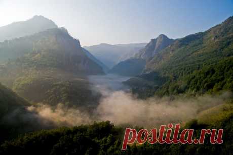 River Tara-Montenegro