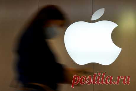 Названа стоимость VR-шлема Apple. Очки виртуальной и дополненной реальности от Apple будут оценены в 2000 долларов. Согласно новой рассылке Power On известного журналиста Марка Гурмана (Mark Gurman), стоимость шлема AR и VR от американского бренда составит не менее 2000 долларов. Причина — высокая техническая оснащенность гаджета.