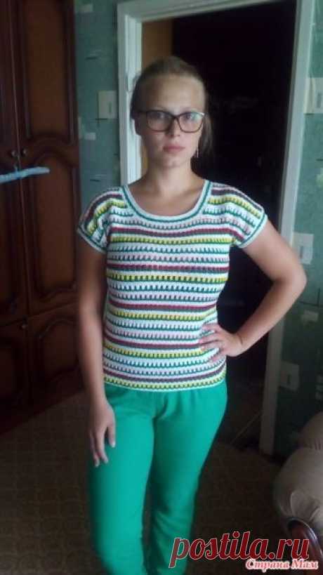 . Летняя кофточка крючком Остались у меня нитки разного цвета - Сосо (хлопок 100%, 50 гр./240 м.) - и попался на глаза рисунок разноцветный. Мне он напомнил полянку тюльпанчиков. И решила - свяжу!