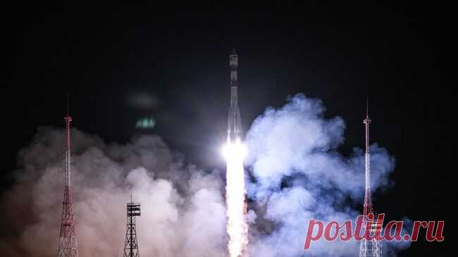 Спутник с мышами и мухами вывели на орбиту