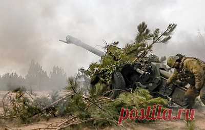 МО РФ сообщило об уничтожении военнослужащих и опорных пунктов ВСУ в районе Северска. В ведомстве также рассказали, что разведка целей, корректировка и контроль точности огня артиллеристов осуществляют операторы беспилотных летательных аппаратов Южной группировки войск