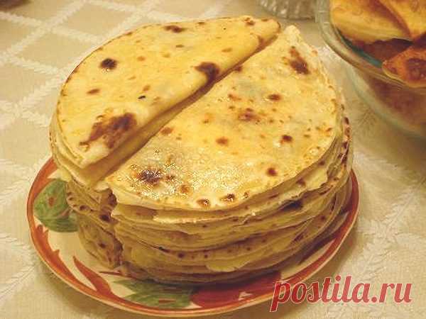 Кыстыбый с картофельным пюре...вкусные татарские лепешечки...