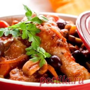 ЦЫПЛЕНОК, ТУШЕНЫЙ В БЕЛОМ ВИНЕ С ОВОЩАМИ - МирТесен