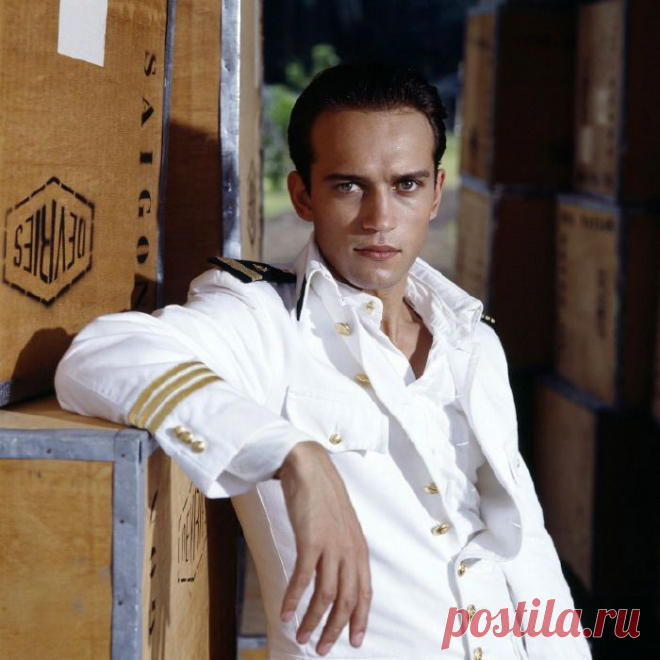 Венсан Перес, 10 июня, 1964